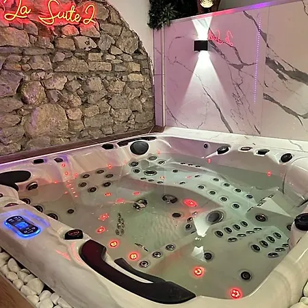La 2 Jaccuzzi Et Sauna Privatif * غرونوبل