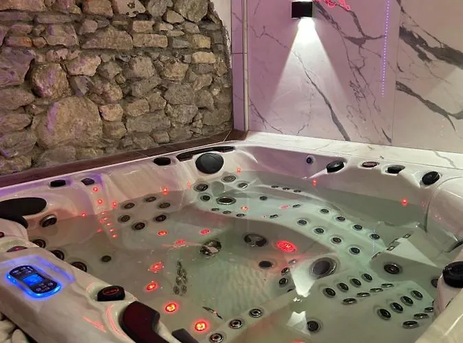La 2 Jaccuzzi Et Sauna Privatif