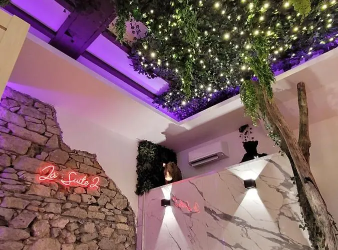 La 2 Jaccuzzi Et Sauna Privatif グルノーブル