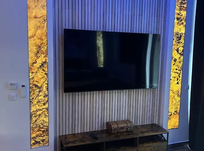 La 2 Jaccuzzi Et Sauna Privatif Grenoble